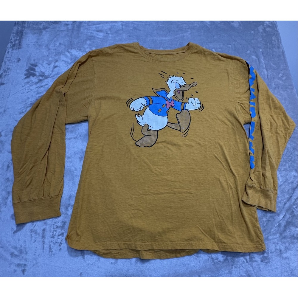 Walt Disney Parks Angry Donald Duck Yellow Long Sleeve Tee Men's Size XL‎ EUC